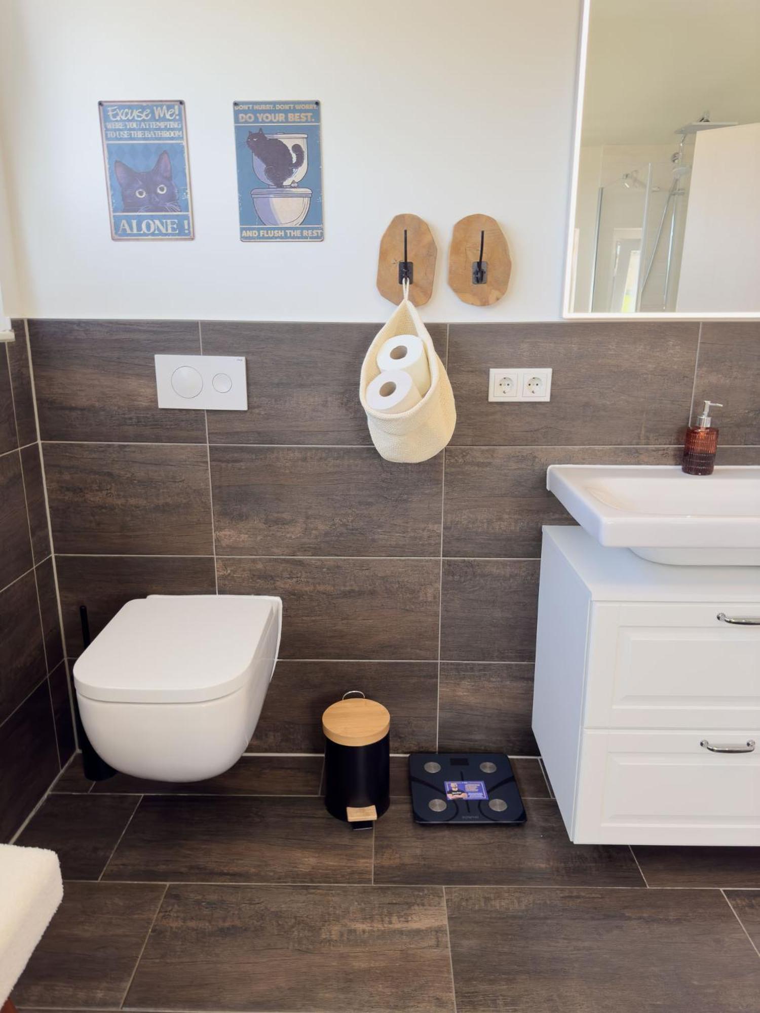 Serenity Vista Retreat Bnb Bescheid Bagian luar foto