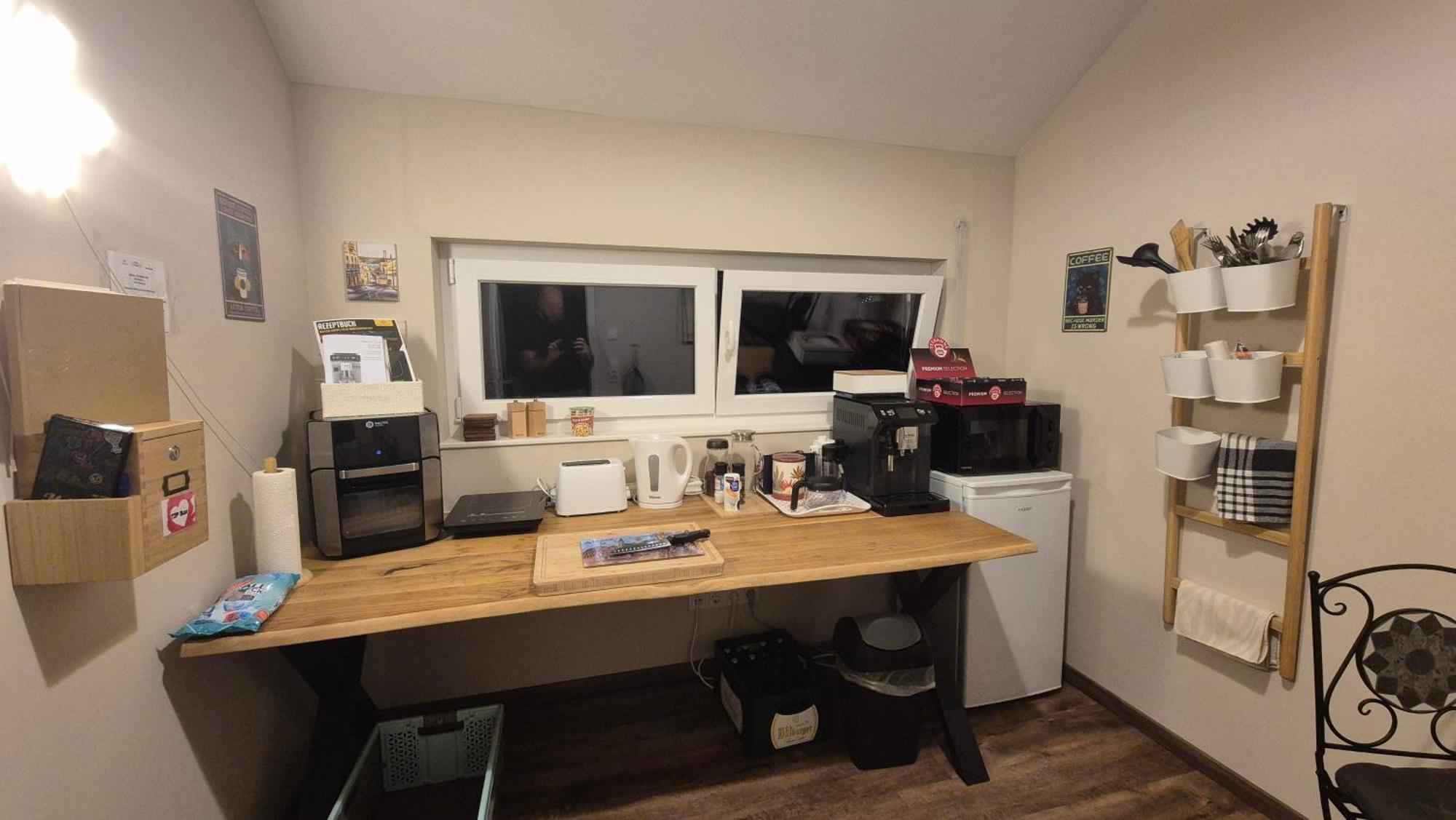 Serenity Vista Retreat Bnb Bescheid Bagian luar foto