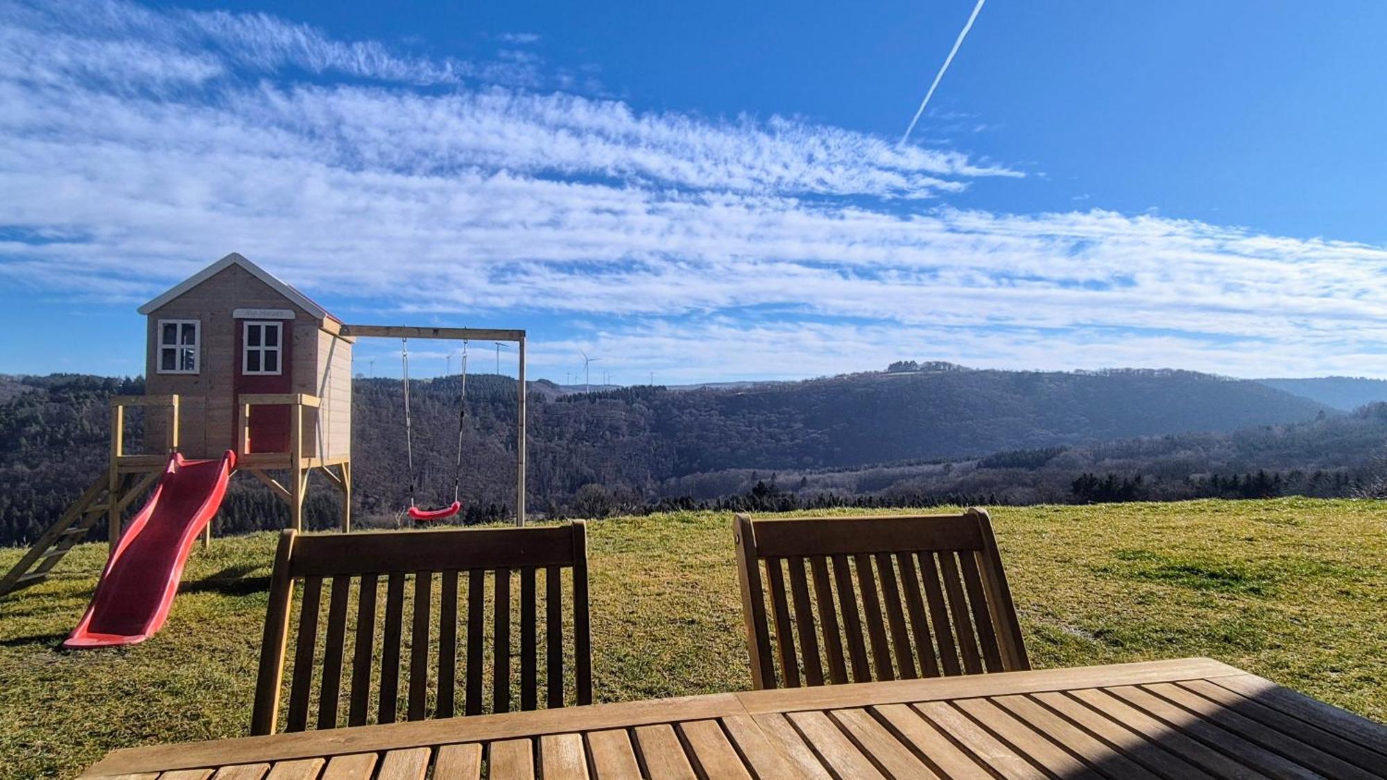 Serenity Vista Retreat Bnb Bescheid Bagian luar foto